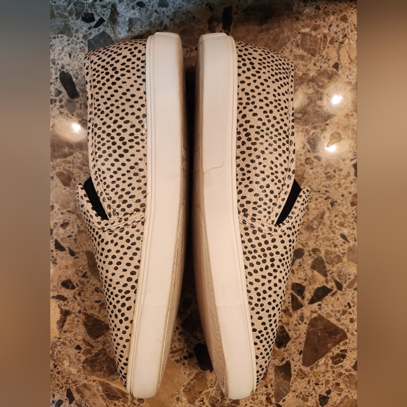 Time and Tru Cheetah Print Slip-on shoe - Picture 3 of 7